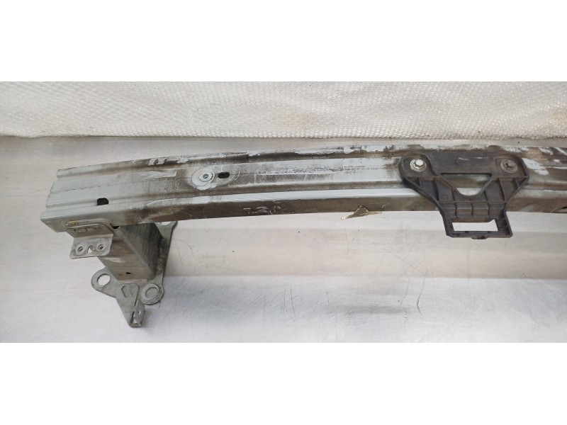 Recambio de refuerzo paragolpes delantero para renault scenic iv grand zen referencia OEM IAM 752106346R  