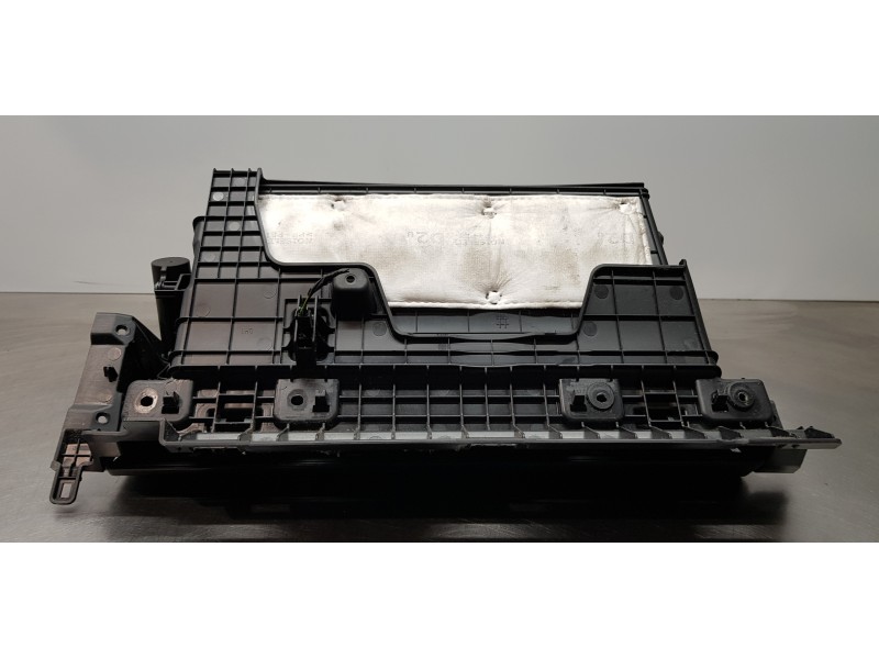 Recambio de guantera para kia ceed sportswagon tech referencia OEM IAM 84510J7000WK K6KCD54200 