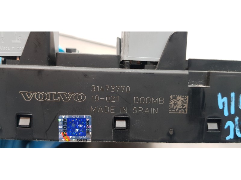 Recambio de caja reles / fusibles para volvo xc60 inscription awd referencia OEM IAM 31473770  