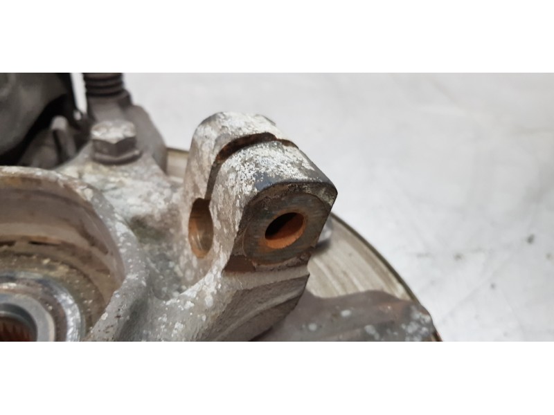 Recambio de mangueta delantera izquierda para kia carens ( ) attract referencia OEM IAM 51715A4000   Recambio de mangueta delantera izquierda para kia carens ( ) attract referencia OEM IAM 51715A4000