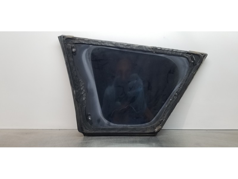 Recambio de luna custodia trasera derecha para citroen c-crosser exclusive referencia OEM IAM 8526KF   Recambio de luna custodia trasera derecha para citroen c-crosser exclusive referencia OEM IAM 8526KF