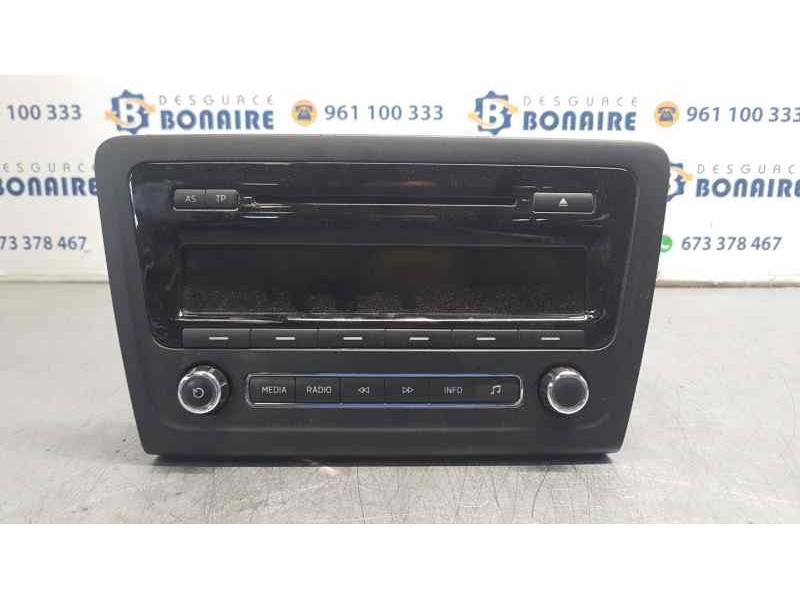 Recambio de sistema audio / radio cd para skoda rapid active referencia OEM IAM 5J0035161E  