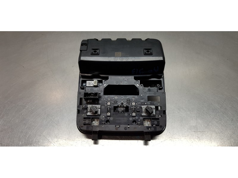 Recambio de luz interior para kia ceed sportswagon tech referencia OEM IAM 92800M6010WK 928XXM6XXX 