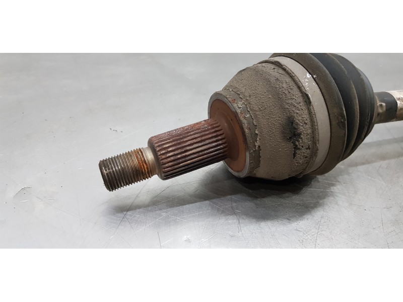 Recambio de transmision delantera derecha para land rover evoque prestige referencia OEM IAM LR061600 EJ323B436AB EJ323B436AB