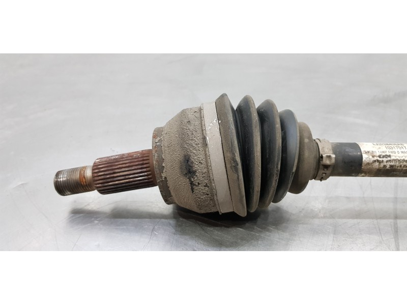 Recambio de transmision delantera derecha para land rover evoque prestige referencia OEM IAM LR061600 EJ323B436AB EJ323B436AB