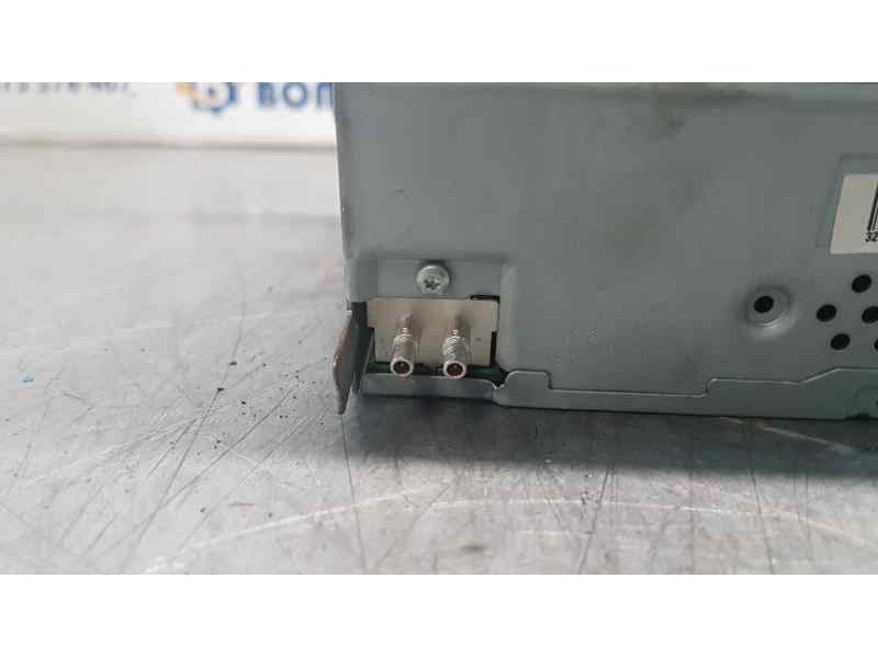 Recambio de sistema audio / radio cd para skoda rapid active referencia OEM IAM 5J0035161E  