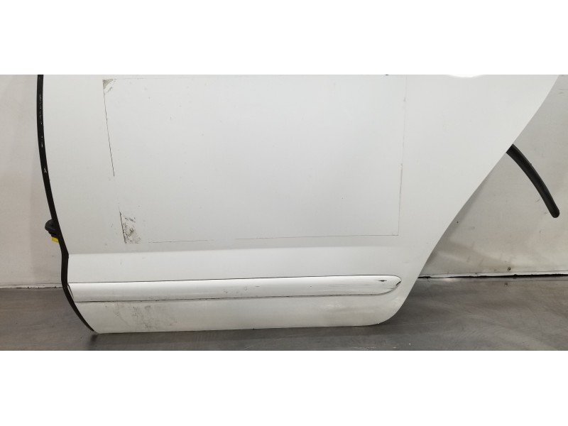 Recambio de puerta trasera izquierda para peugeot 5008 active referencia OEM IAM 9006S6   Recambio de puerta trasera izquierda para peugeot 5008 active referencia OEM IAM 9006S6