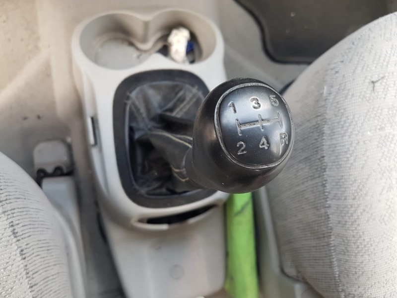 hyundai trajet (fo) del año 2005