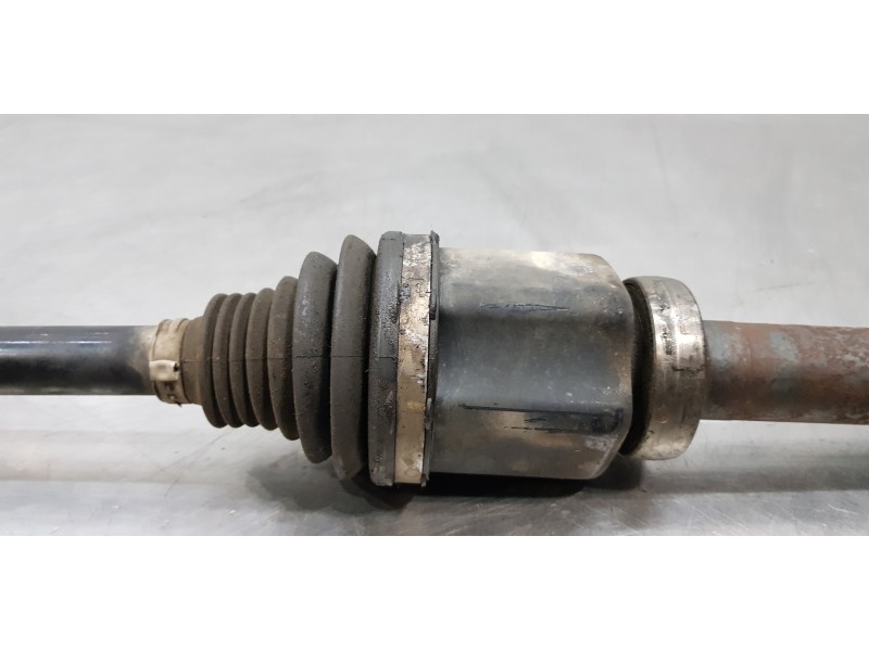 Recambio de transmision delantera derecha para land rover evoque prestige referencia OEM IAM LR061600 EJ323B436AB EJ323B436AB