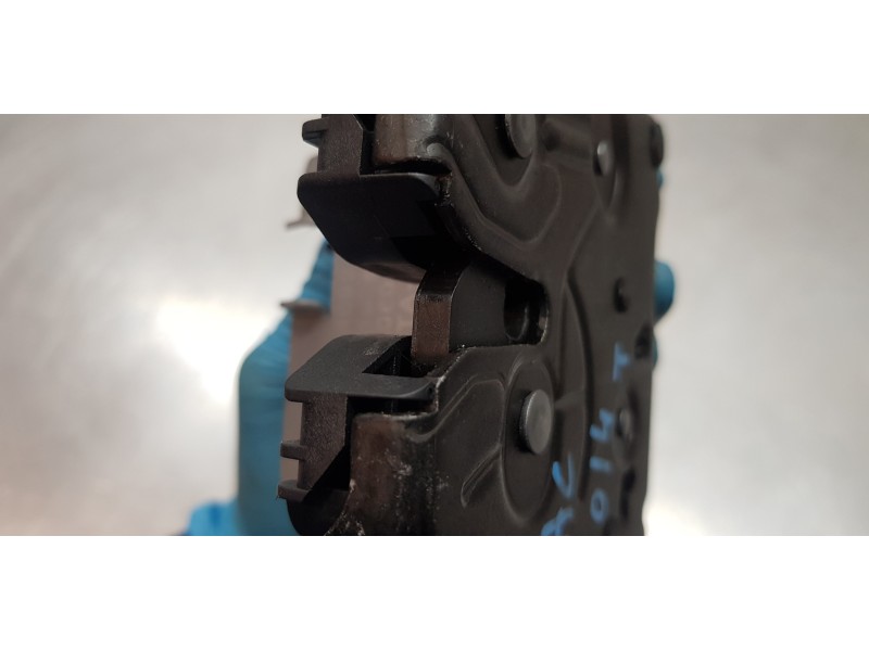 Recambio de cerradura maletero / porton para volvo xc60 inscription awd referencia OEM IAM 31484699  