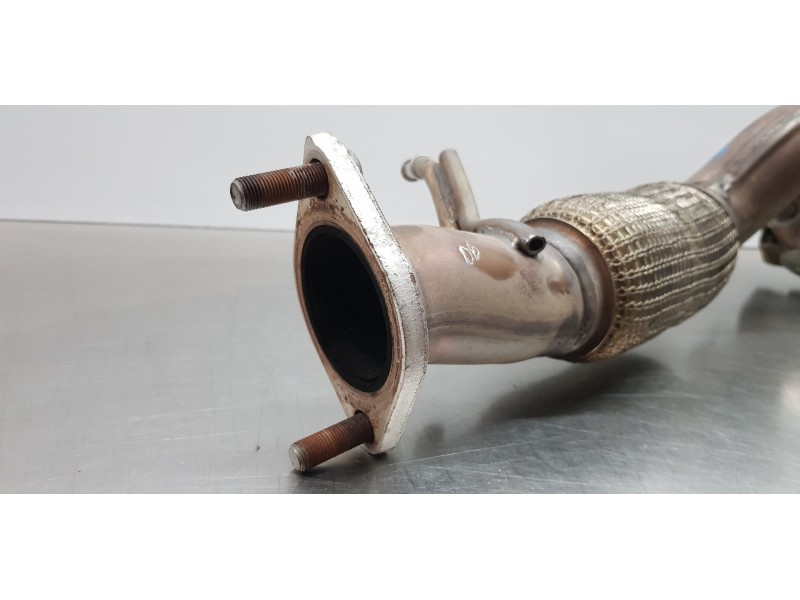 Recambio de catalizador para hyundai tucson hybrid referencia OEM IAM 285002MDD0 W2MDD0 