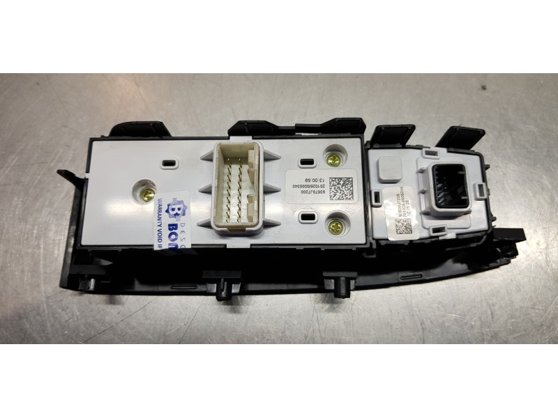 Recambio de mando elevalunas delantero izquierdo para kia ceed sportswagon tech referencia OEM IAM 93570J7200  