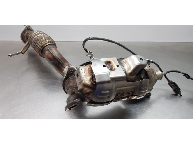 Recambio de catalizador para hyundai tucson hybrid referencia OEM IAM 285002MDD0 W2MDD0 