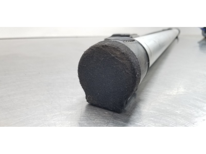 Recambio de bandeja trasera para kia carens ( ) emotion referencia OEM IAM 85910A4000WK 35910A4000 