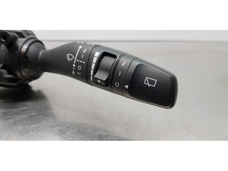 Recambio de mando intermitentes para kia ceed sportswagon tech referencia OEM IAM 93404J7850  
