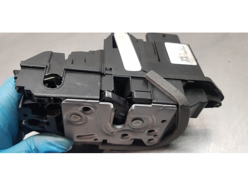 Recambio de cerradura puerta delantera derecha para volvo xc60 inscription awd referencia OEM IAM 31440998  