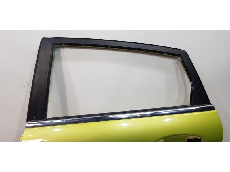 Recambio de puerta trasera izquierda para ford fiesta (cb1) trend referencia OEM IAM 1526382   Recambio de puerta trasera izquierda para ford fiesta (cb1) trend referencia OEM IAM 1526382