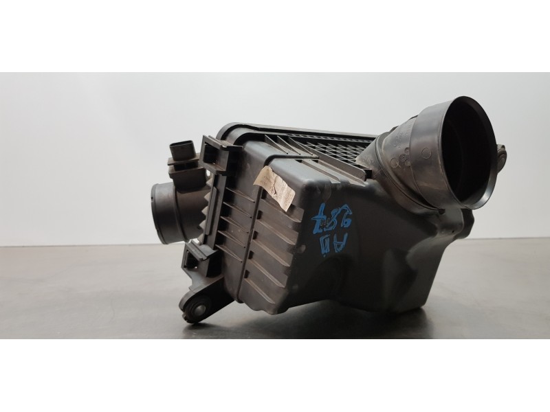 Recambio de filtro aire para kia ceed sportswagon tech referencia OEM IAM 28110G4900  