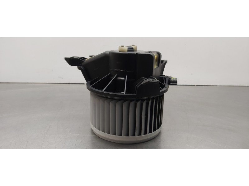 Recambio de motor calefaccion para opel corsa e business referencia OEM IAM 13335075   Recambio de motor calefaccion para opel corsa e business referencia OEM IAM 13335075