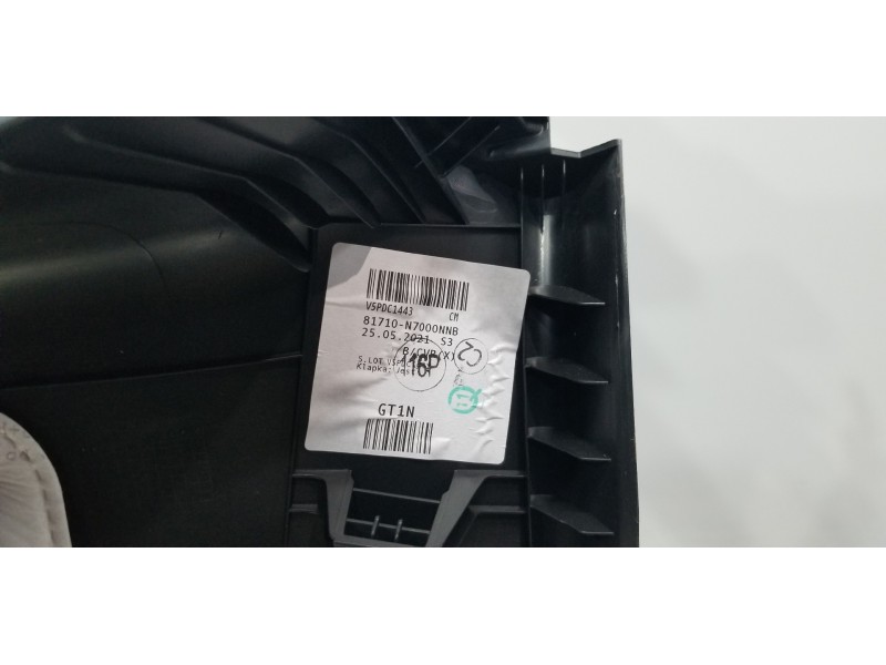 Recambio de guarnecido porton trasero para hyundai tucson hybrid referencia OEM IAM 81710N7000NNB  