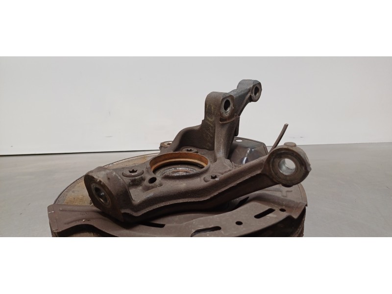 Recambio de mangueta delantera derecha para kia ceed sportswagon tech referencia OEM IAM 51716G4AA0 51750F2000 