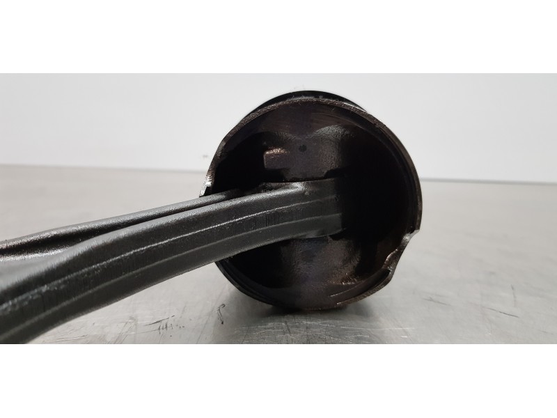 Recambio de piston para jeep gr. cherokee (wh) 3.0 crd laredo referencia OEM IAM 5179423AB  