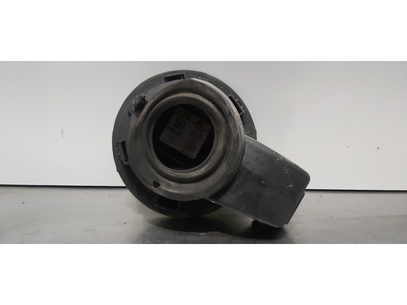 Recambio de tapa exterior combustible para ford fiesta (cb1) trend referencia OEM IAM 1705725   Recambio de tapa exterior combustible para ford fiesta (cb1) trend referencia OEM IAM 1705725