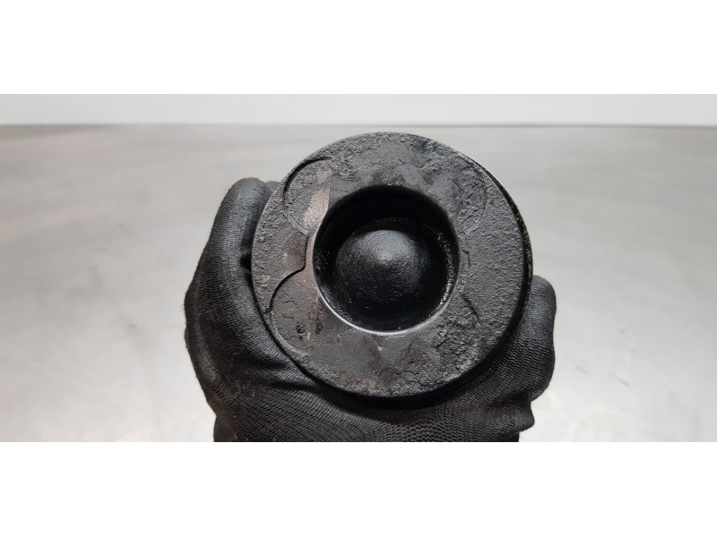 Recambio de piston para jeep gr. cherokee (wh) 3.0 crd laredo referencia OEM IAM 5179423AB  