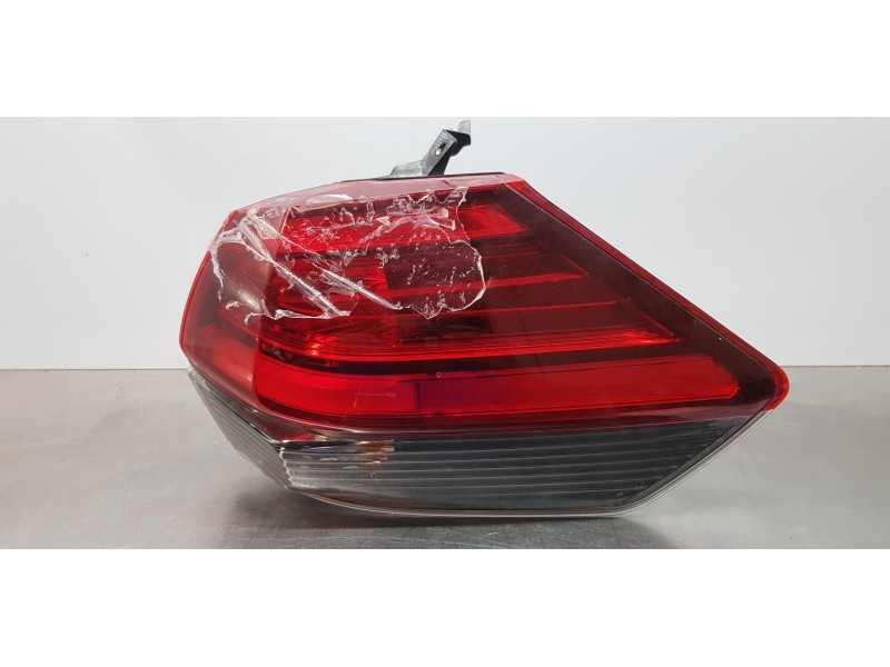 Recambio de piloto trasero derecho interior para nissan x-trail (t32) acenta 4x4 referencia OEM IAM 265506FP0A  