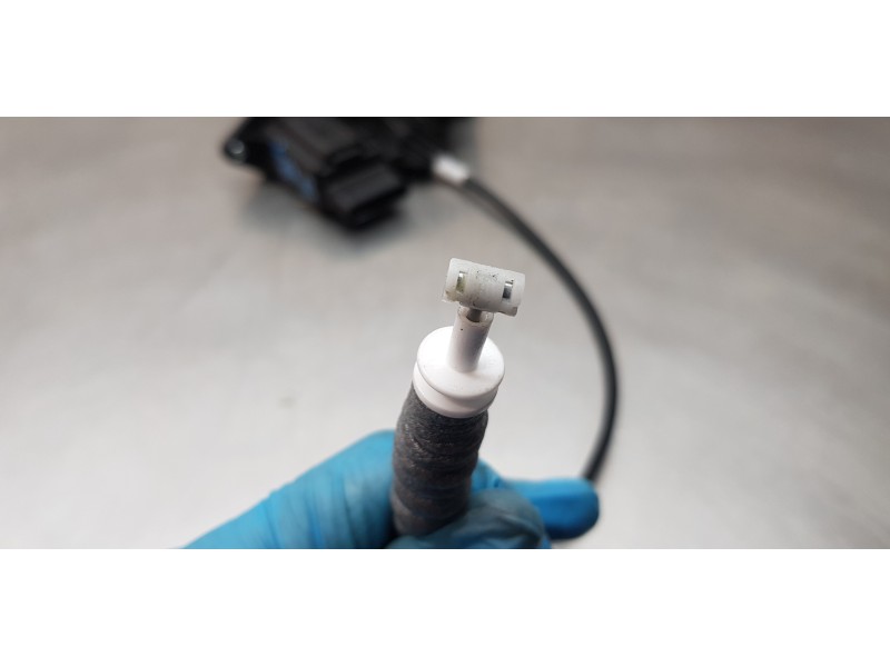 Recambio de cerradura puerta delantera izquierda para volvo xc60 inscription awd referencia OEM IAM 31440997  