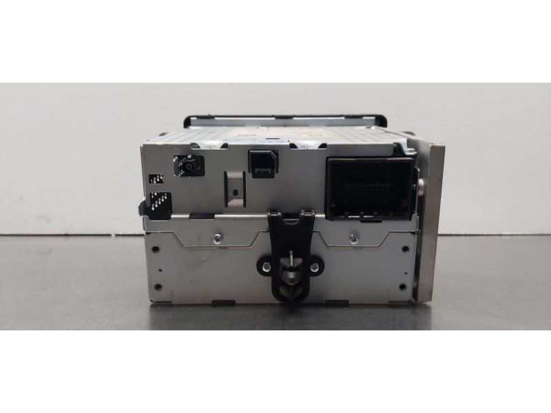 Recambio de sistema audio / radio cd para opel corsa e business referencia OEM IAM 39146279  