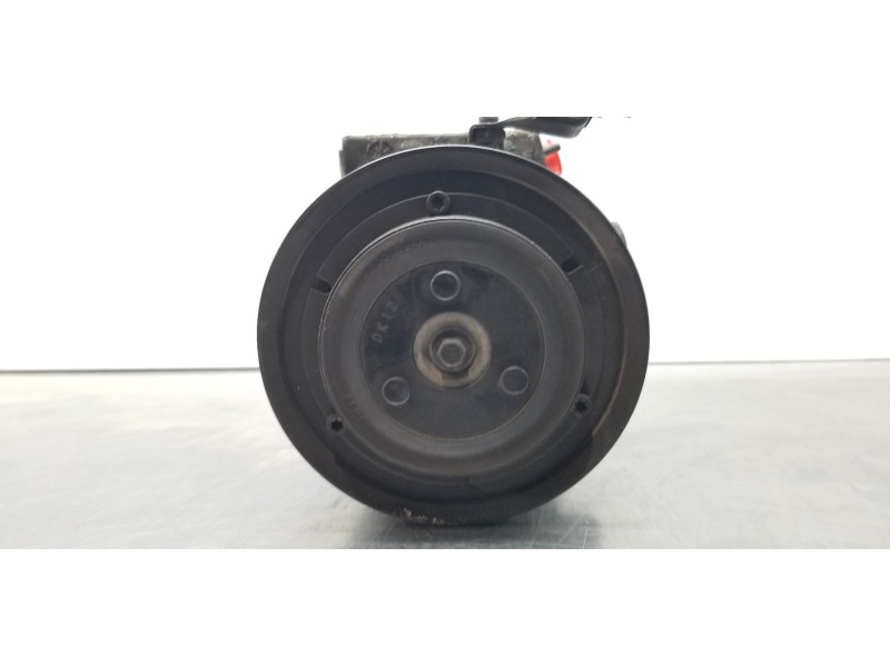 Recambio de compresor aire acondicionado para kia carens ( ) emotion referencia OEM IAM 97701A4500  