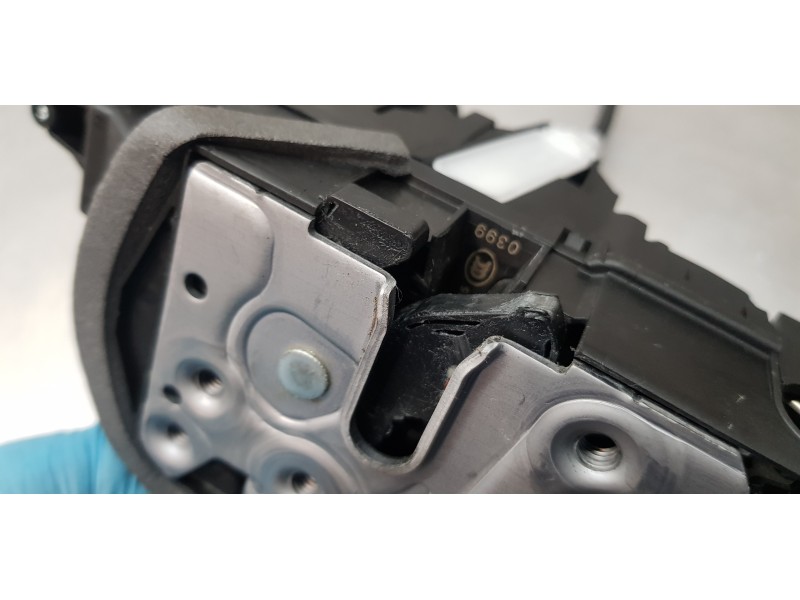 Recambio de cerradura puerta delantera izquierda para volvo xc60 inscription awd referencia OEM IAM 31440997  