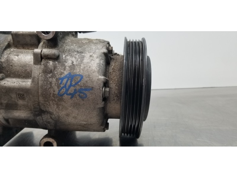 Recambio de compresor aire acondicionado para kia carens ( ) emotion referencia OEM IAM 97701A4500  