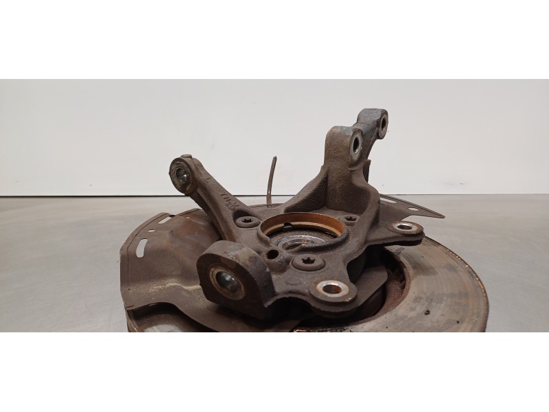 Recambio de mangueta delantera izquierda para kia ceed sportswagon tech referencia OEM IAM 51715G4AA0 51750F2000 