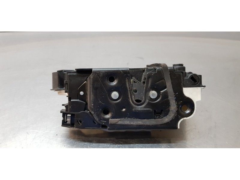 Recambio de cerradura puerta trasera derecha para skoda rapid active referencia OEM IAM 5E0839016A   Recambio de cerradura puerta trasera derecha para skoda rapid active referencia OEM IAM 5E0839016A