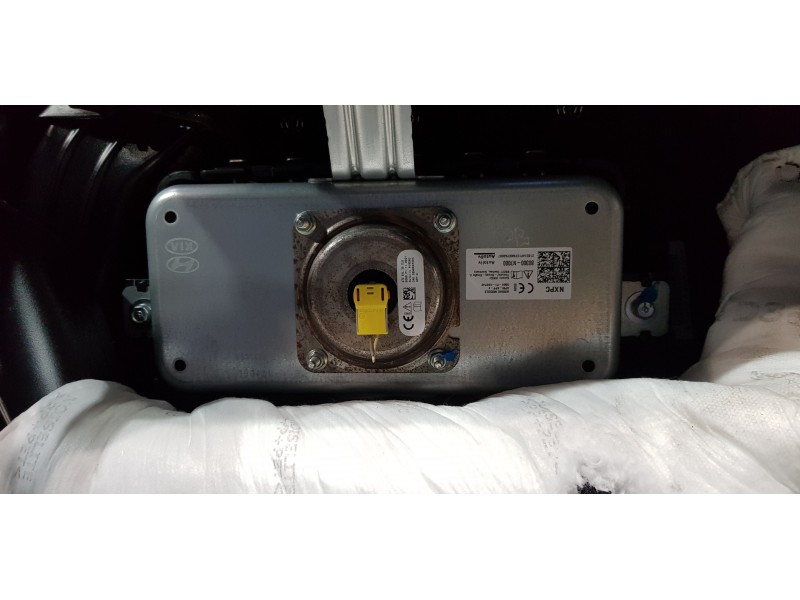 Recambio de kit airbag para hyundai tucson hybrid referencia OEM IAM 84701N7100NNB 80100N9000NNB 80300N7000