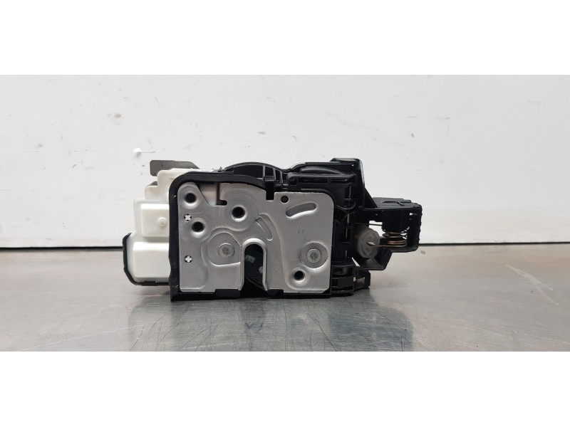Recambio de cerradura puerta trasera derecha para volvo xc60 inscription awd referencia OEM IAM 31462781  