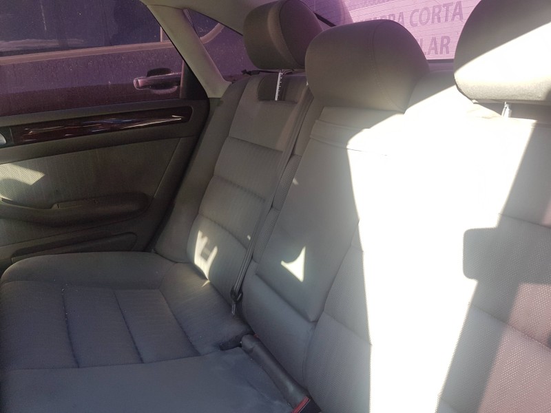 audi a6 berlina (4b2) del año 2003