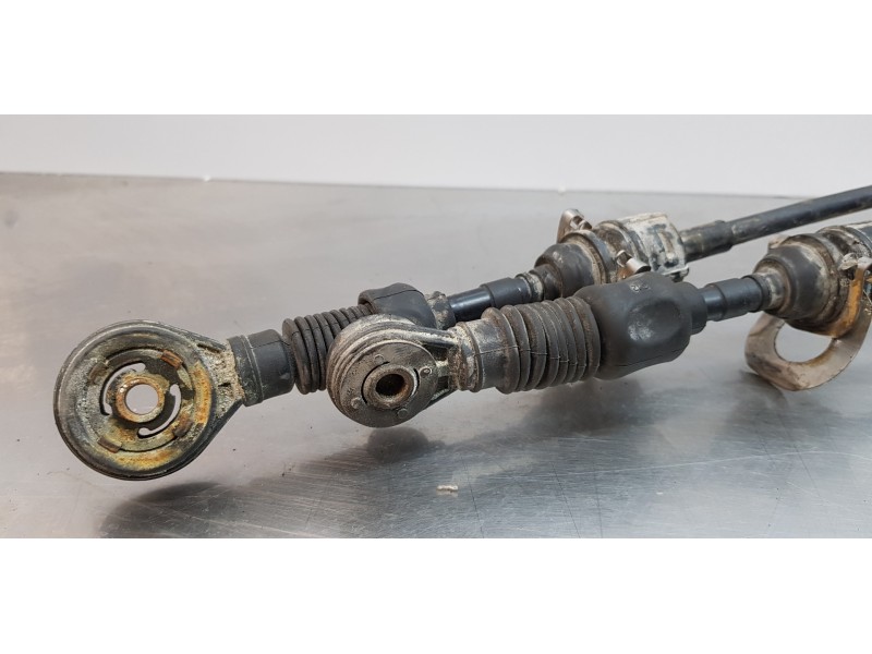 Recambio de varillaje cambio para kia carens ( ) attract referencia OEM IAM 43794A4000  