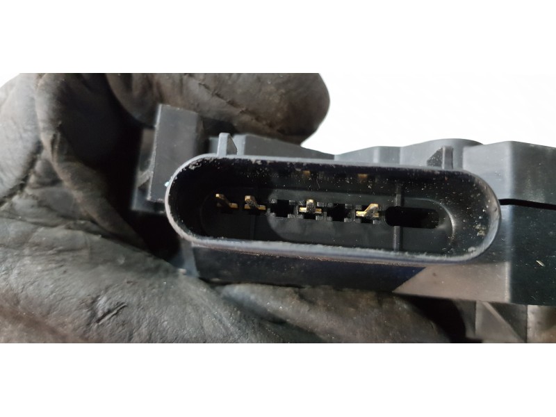 Recambio de cerradura puerta delantera derecha para ford c-max titanium referencia OEM IAM AM5AU21812BB  