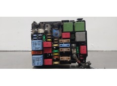 Recambio de caja reles / fusibles para citroen c-elysée exclusive referencia OEM IAM 9804846880