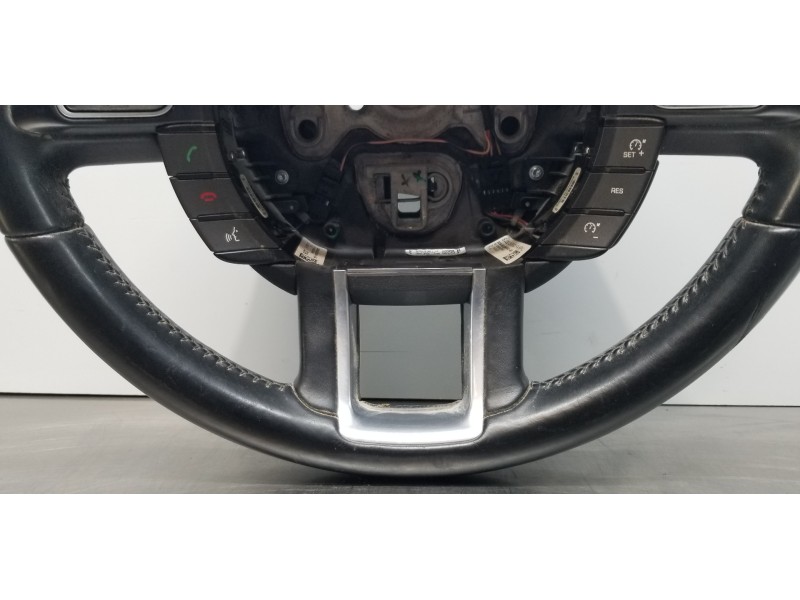 Recambio de volante para land rover evoque prestige referencia OEM IAM LR047918 EJ323F563FA EJ323L598AA8PVJ