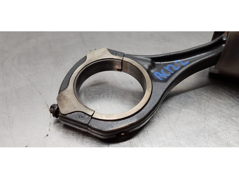 Recambio de piston para jeep gr. cherokee (wh) 3.0 crd laredo referencia OEM IAM 5179423AB  