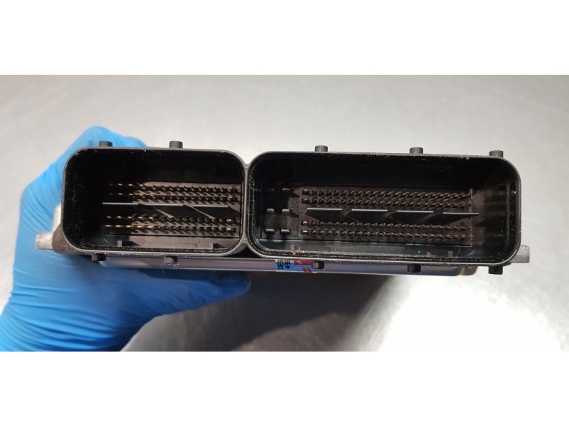 Recambio de centralita motor uce para skoda rapid active referencia OEM IAM 04L907309E 0281019175 