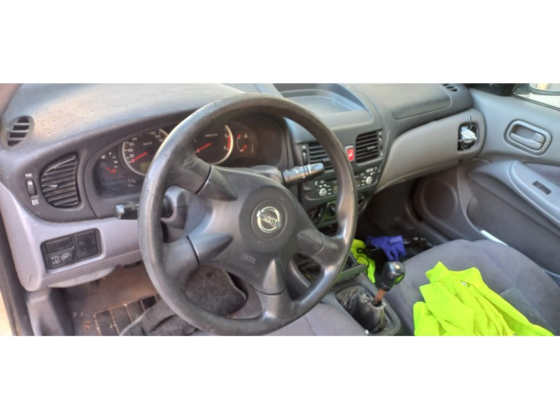 nissan almera (n16/e) del año 2003 nissan almera (n16/e) del año 2003