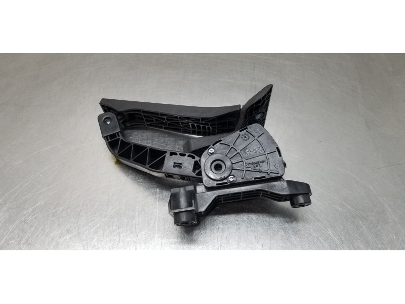 Recambio de pedal acelerador para kia carens ( ) emotion referencia OEM IAM 32700A4300   Recambio de pedal acelerador para kia carens ( ) emotion referencia OEM IAM 32700A4300