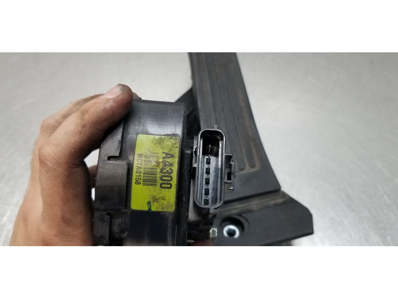 Recambio de pedal acelerador para kia carens ( ) emotion referencia OEM IAM 32700A4300   Recambio de pedal acelerador para kia carens ( ) emotion referencia OEM IAM 32700A4300