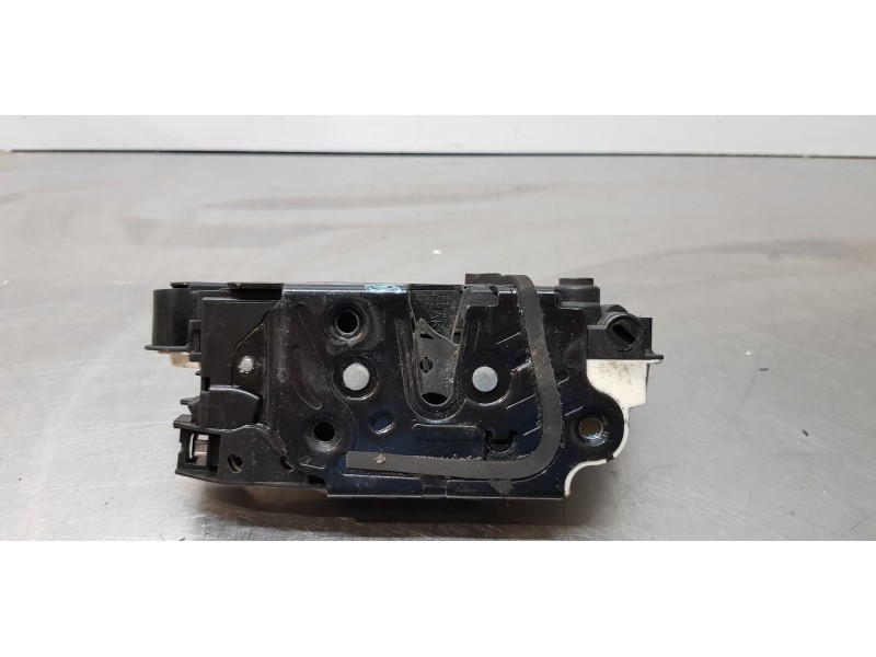 Recambio de cerradura puerta trasera derecha para skoda superb combi (3t5) active referencia OEM IAM 5N0839016D  