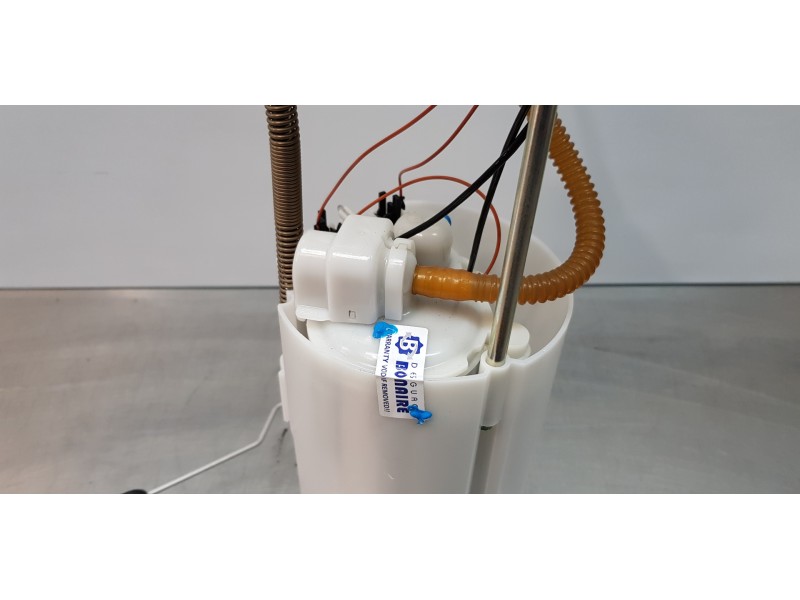 Recambio de aforador para suzuki sx4 glx referencia OEM IAM 1510060R00 0580200363 